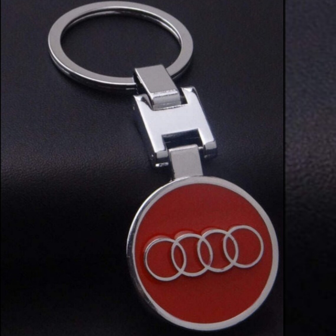 Generic Audi Logo Engraved Key Chain Red/Silver